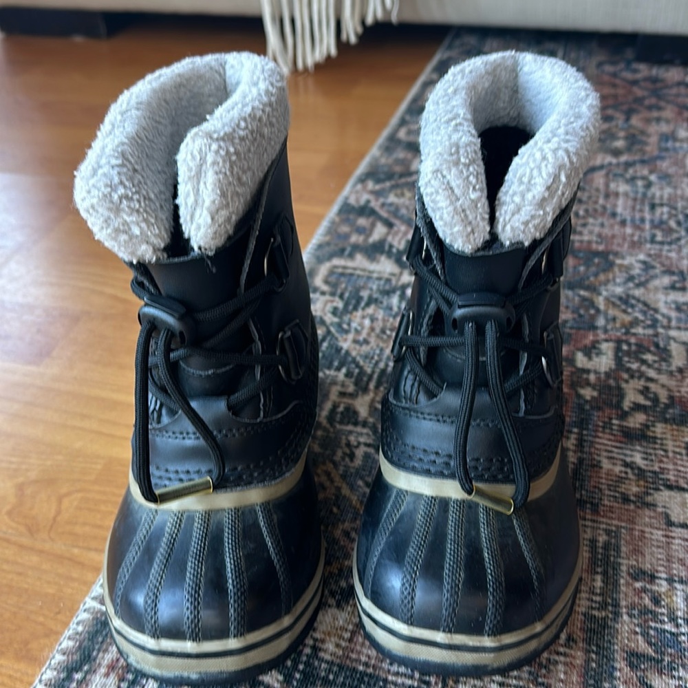 Kids sorel boots